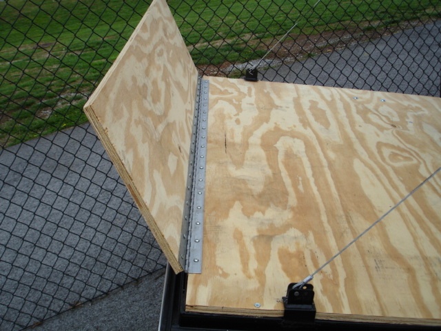 2015 Patroit Vee  Nose Enclosed Trailer Ramp Door 36 hHomesteader Trailers 
