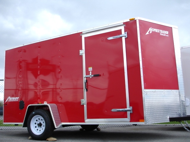 2015 Patroit Vee  Nose Enclosed Trailer Ramp Door 36 hHomesteader Trailers 