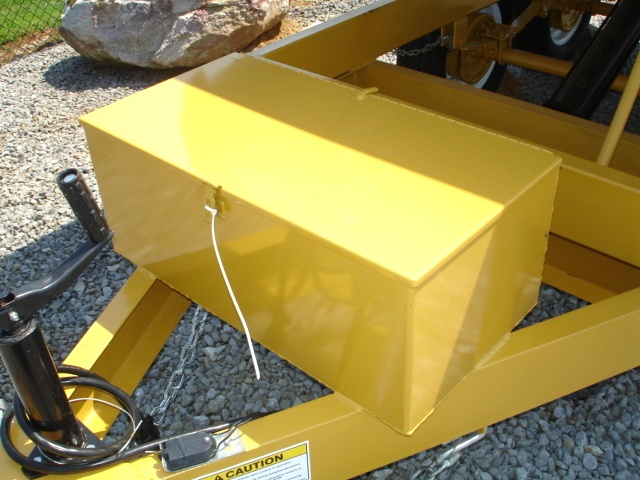 6 X 10  Homesteader Dump Trailer Call 865-984-4003 hHomesteader Trailers 