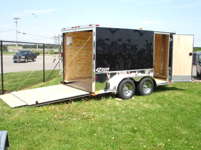 2017 Homesteader EZ Rider V nose Motorcycle Trailer hHomesteader Trailers 