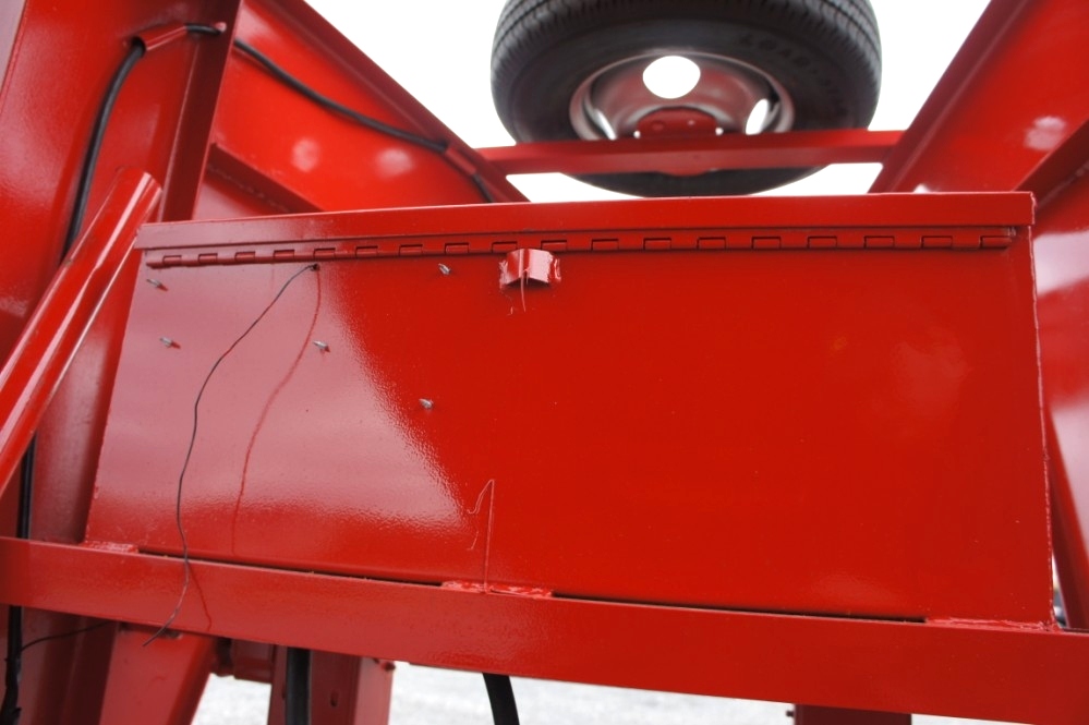 Homesteader Dump Trailer 8 X 18 hHomesteader Trailers 