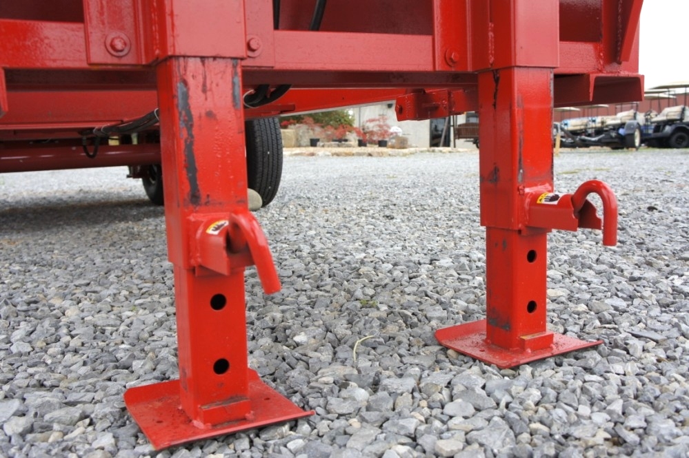Homesteader Dump Trailer 8 X 18 hHomesteader Trailers 