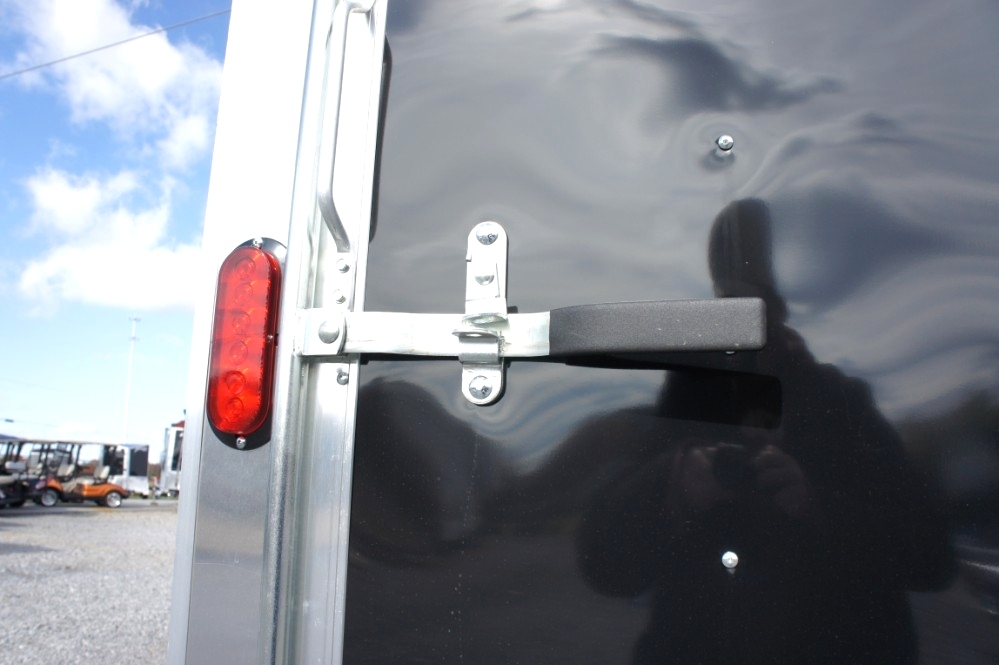 Homesteader 20 X 8.5 Enclosed Trailer hHomesteader Trailers 