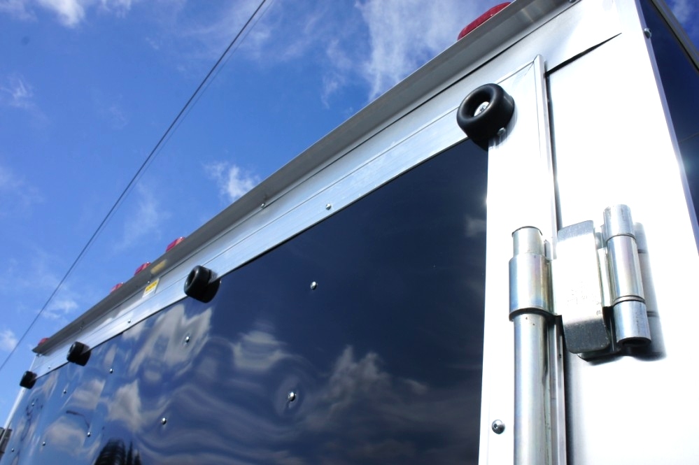 Homesteader 20 X 8.5 Enclosed Trailer hHomesteader Trailers 