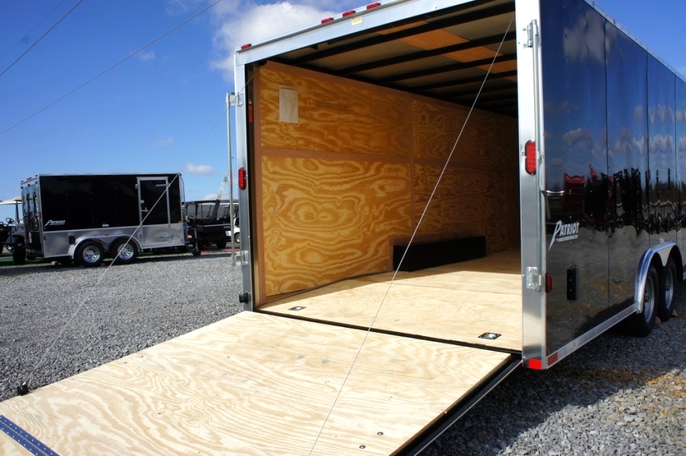 Homesteader 20 X 8.5 Enclosed Trailer hHomesteader Trailers 