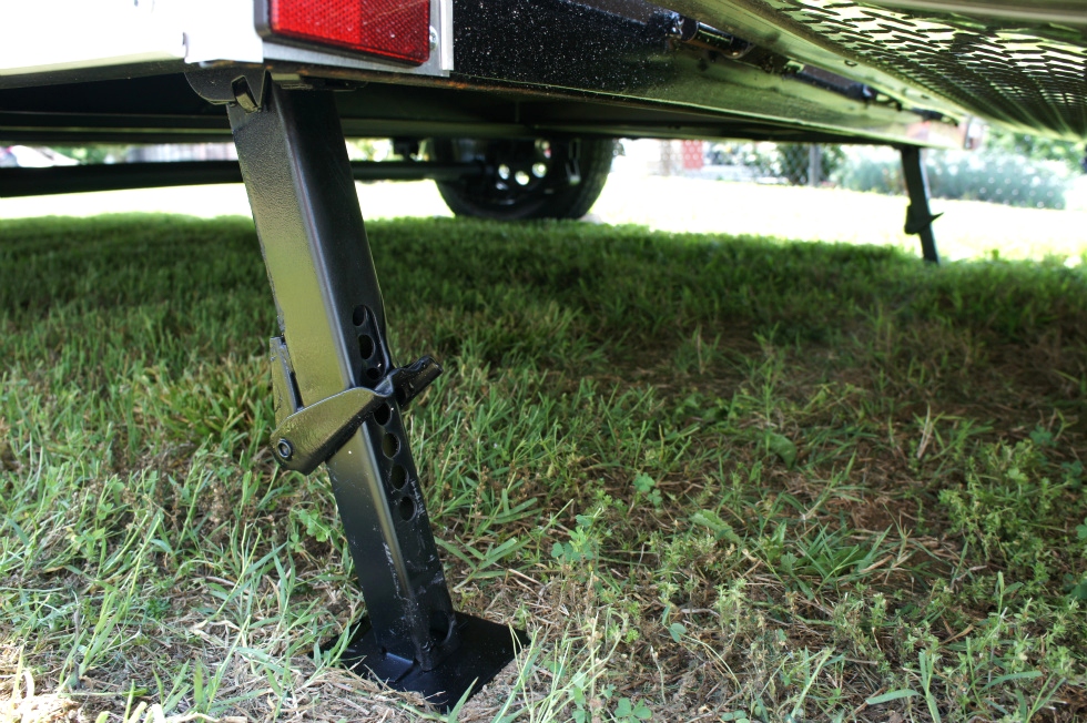 2015 Homesteader Enclosed Trailer Ramp Door Pkg  hHomesteader Trailers 