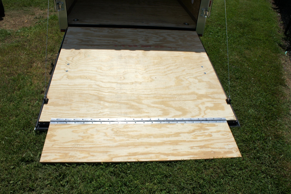 2015 Homesteader Enclosed Trailer Ramp Door Pkg  hHomesteader Trailers 