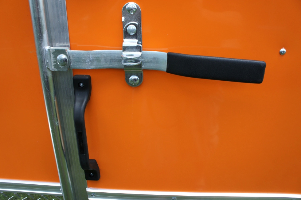 2015 Homesteader Enclosed Trailer Ramp Door Pkg  hHomesteader Trailers 