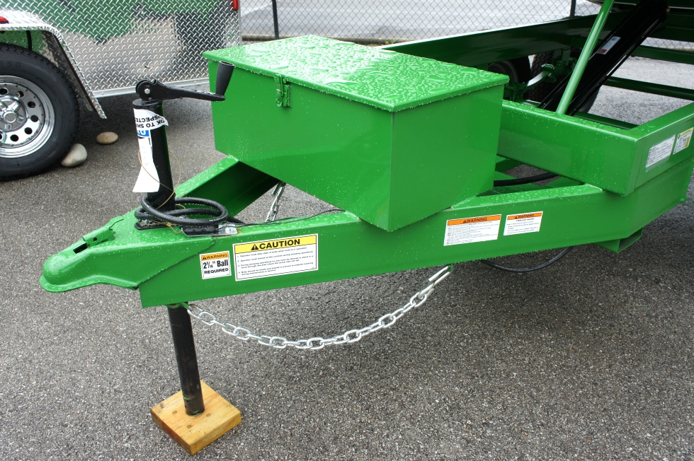 Homesteader 6 X 10 LB Dump Trailer New  hHomesteader Trailers 