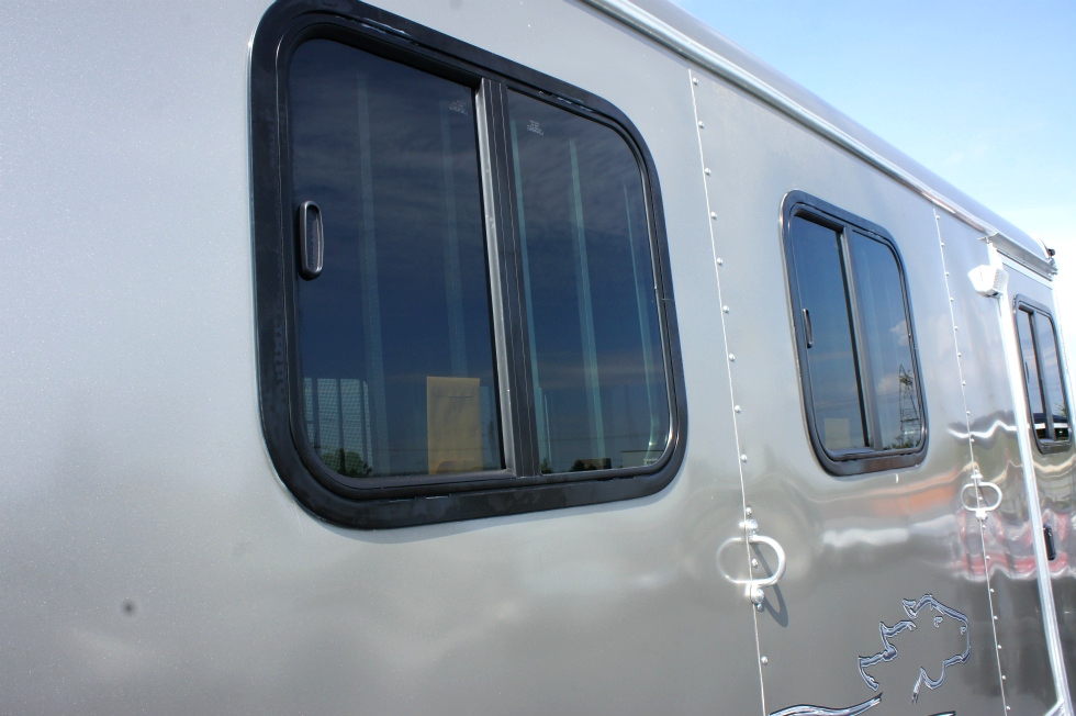 Homesteader Stallion 2 Horse Front Load-Bumper Trailer 2015 hHomesteader Trailers 