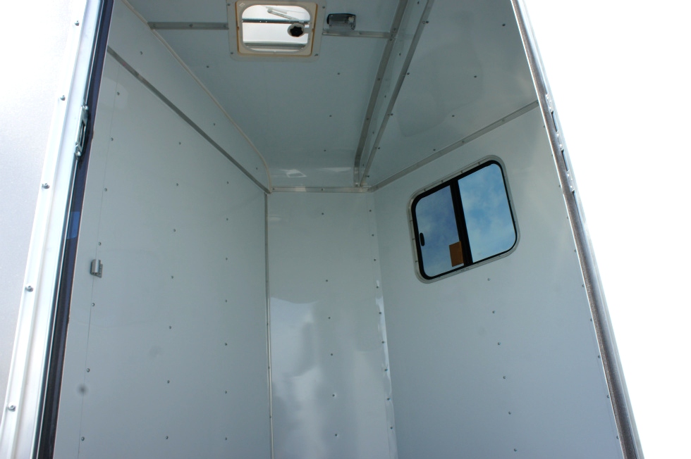 Homesteader Stallion 2 Horse Front Load-Bumper Trailer 2015 hHomesteader Trailers 