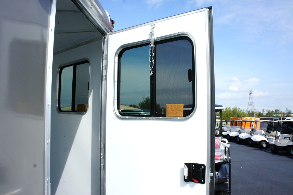 Homesteader Stallion 2 Horse Front Load-Bumper Trailer 2015 hHomesteader Trailers 