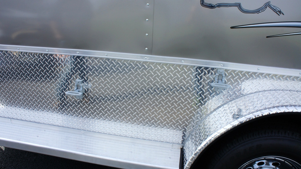 2015 Homesteader  Bumper Pull Horse Trailer hHomesteader Trailers 