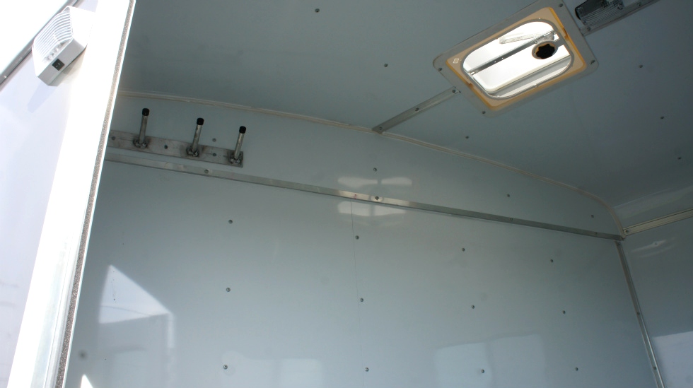 2015 Homesteader  Bumper Pull Horse Trailer hHomesteader Trailers 